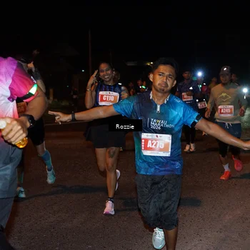Runner Photo 4551709