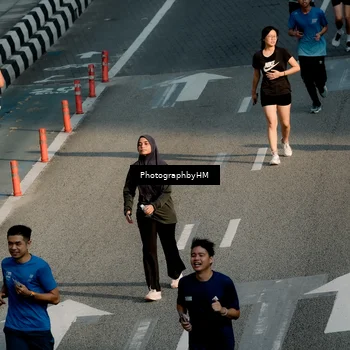 Runner Photo 4551713