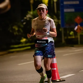 Runner Photo 4552411