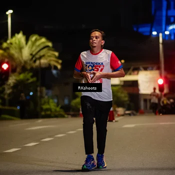 Runner Photo 4552535