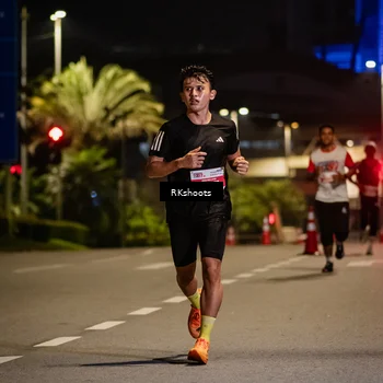 Runner Photo 4552693
