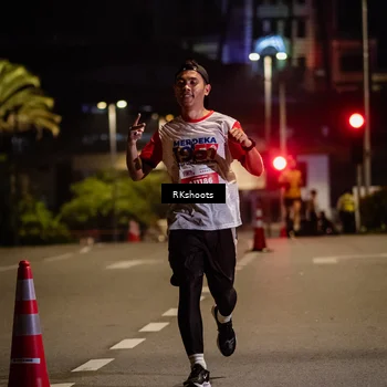 Runner Photo 4552773