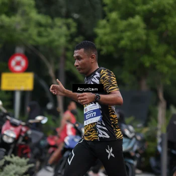 Runner Photo 4552915