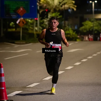 Runner Photo 4553243
