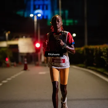 Runner Photo 4553399