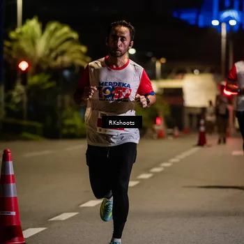 Runner Photo 4553446