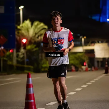Runner Photo 4553864