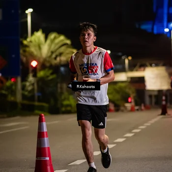Runner Photo 4553873