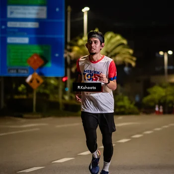 Runner Photo 4553969