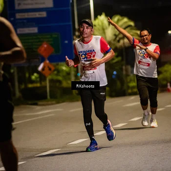 Runner Photo 4554365