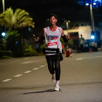 Runner Photo 4554535