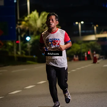 Runner Photo 4554700