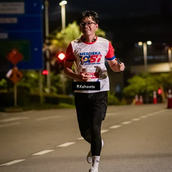 Runner Photo 4556738