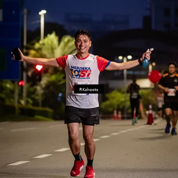 Runner Photo 4557192