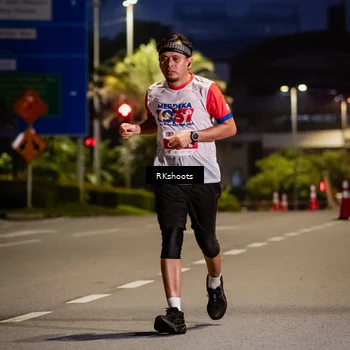 Runner Photo 4557200