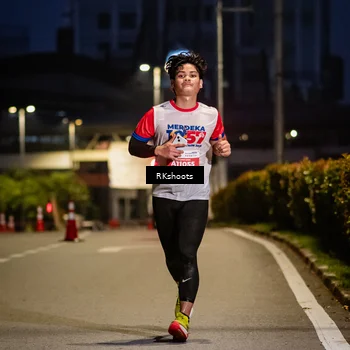 Runner Photo 4557243