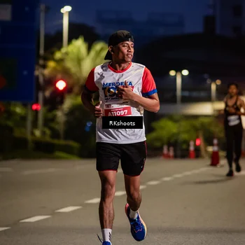 Runner Photo 4557309