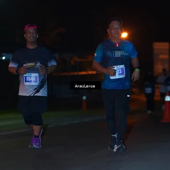 Runner Photo 4558035