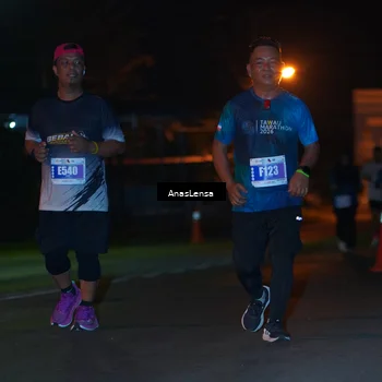 Runner Photo 4558154