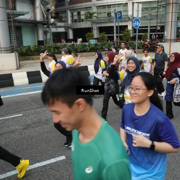 Runner Photo 4558196
