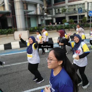Runner Photo 4558199