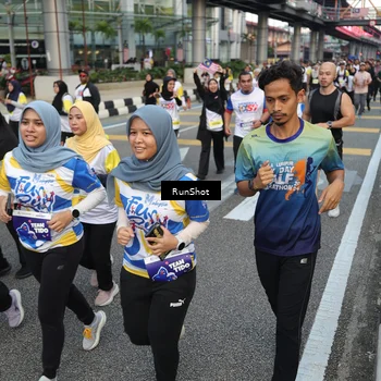 Runner Photo 4558300