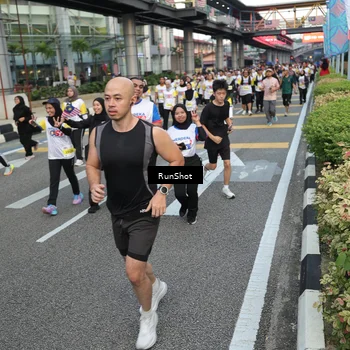 Runner Photo 4558350