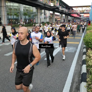 Runner Photo 4558359