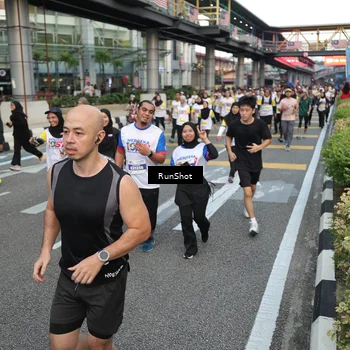 Runner Photo 4558363