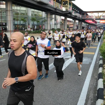 Runner Photo 4558368
