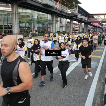 Runner Photo 4558378