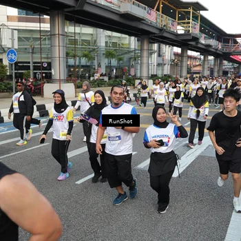 Runner Photo 4558390