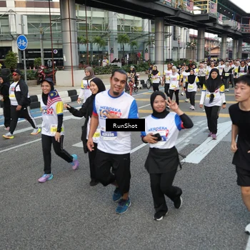 Runner Photo 4558404