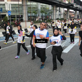 Runner Photo 4558411