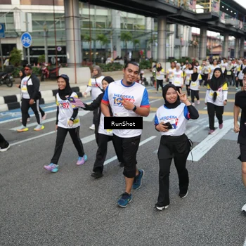 Runner Photo 4558419
