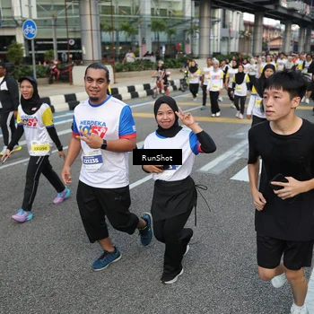 Runner Photo 4558427