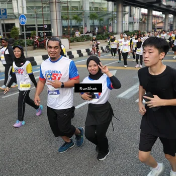 Runner Photo 4558436