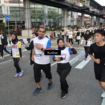 Runner Photo 4558443