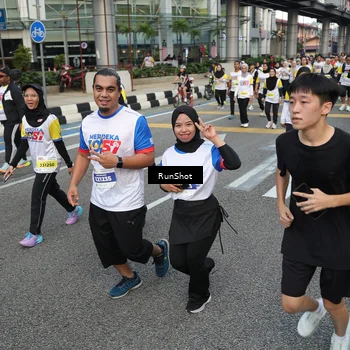 Runner Photo 4558449
