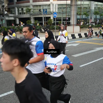 Runner Photo 4558465