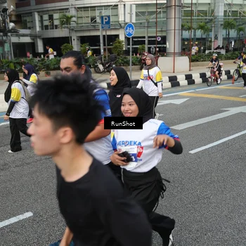 Runner Photo 4558467