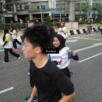 Runner Photo 4558510