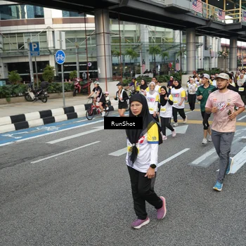 Runner Photo 4558570