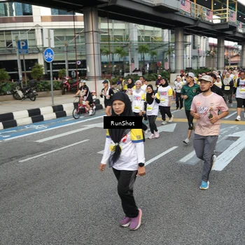 Runner Photo 4558573