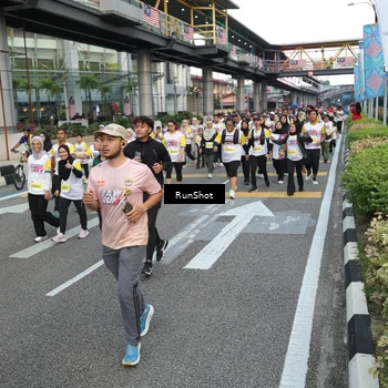 Runner Photo 4558597