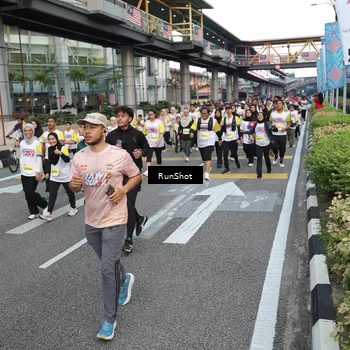 Runner Photo 4558599