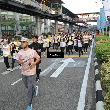 Runner Photo 4558623