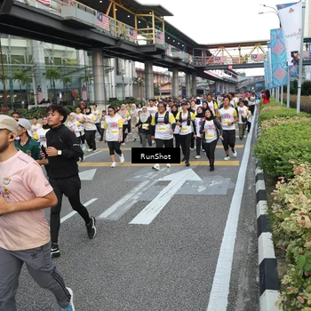 Runner Photo 4558632