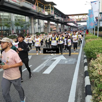 Runner Photo 4558633