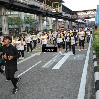 Runner Photo 4558658